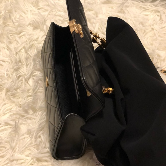 Chanel Flab Phone Holder with Chain - Picture 13 of 17